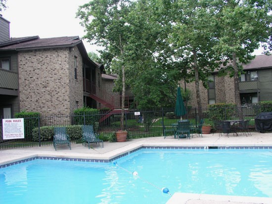 Sommerset Apartments